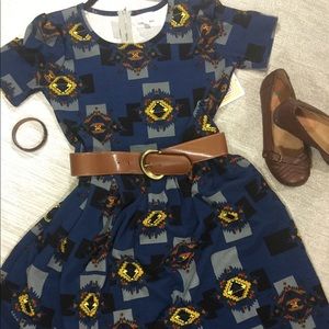 - 💙LuLaRoe Amelia 💙